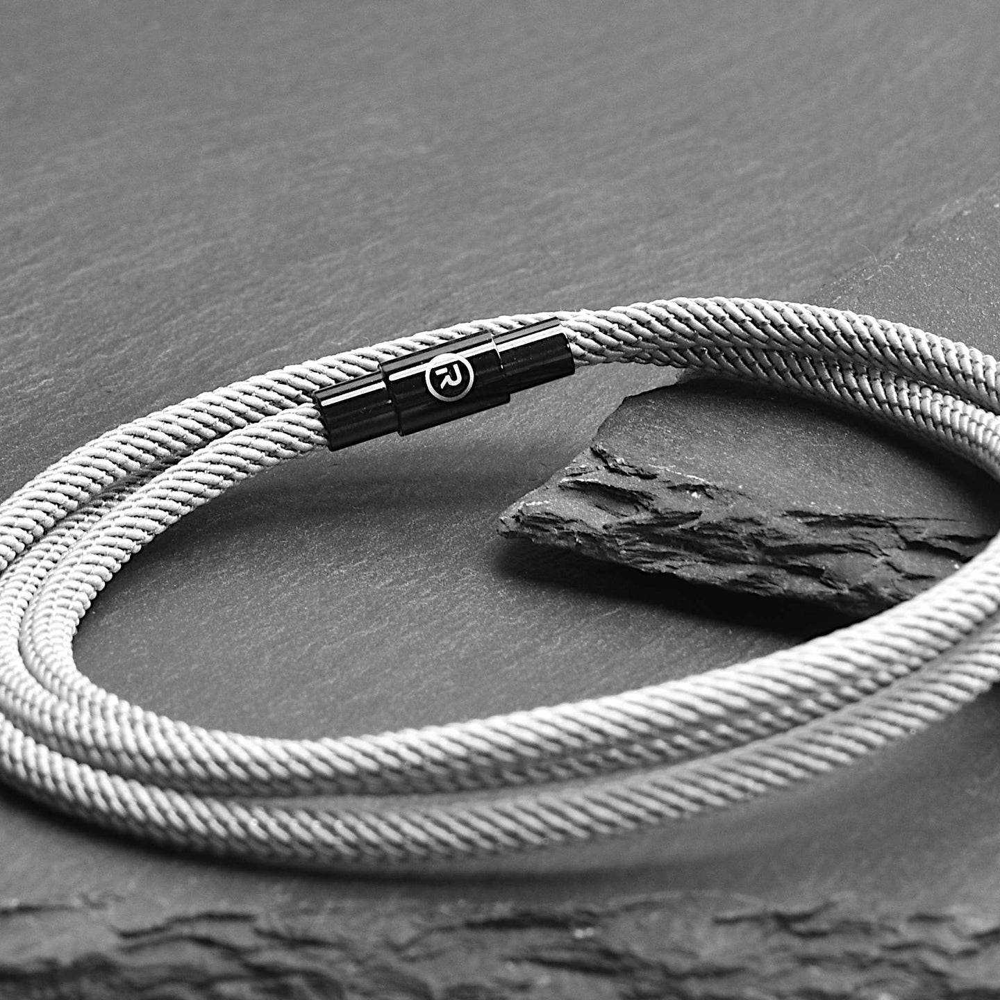 Cruz - 3mm triple-layer Milan rope bracelet in grey