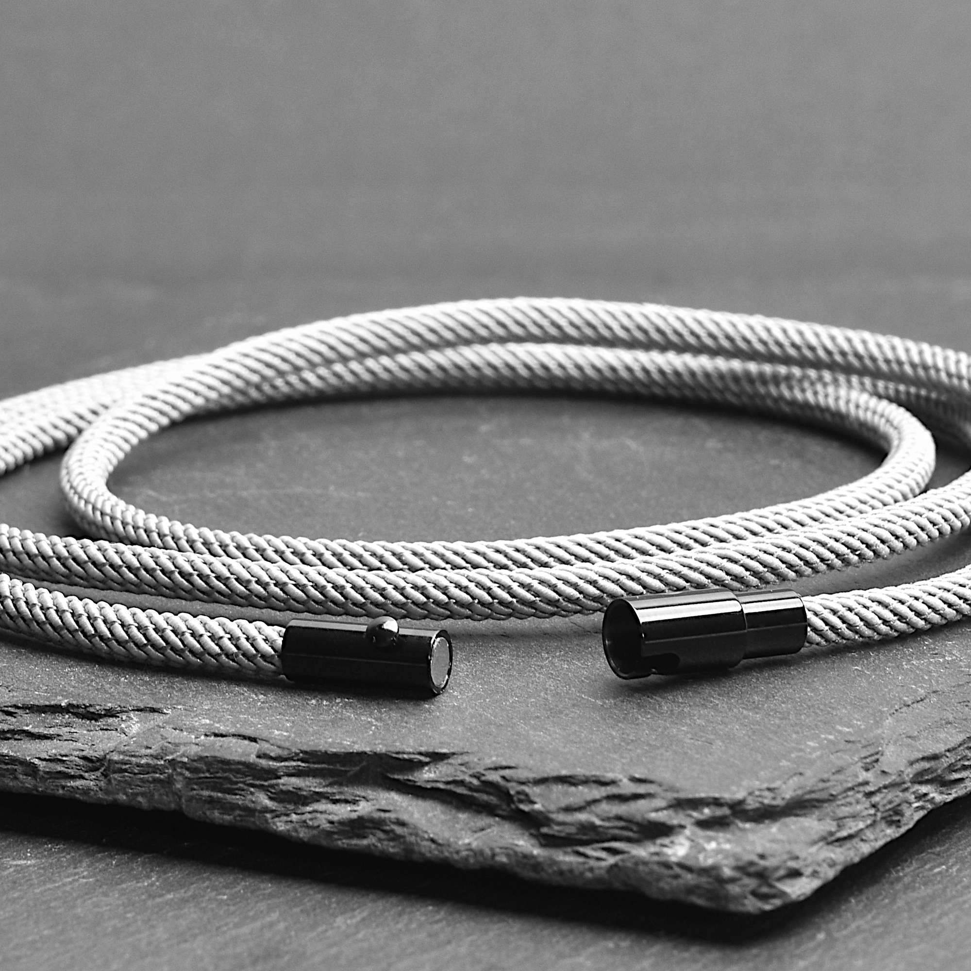 Cruz - 3mm triple-layer Milan rope bracelet in grey