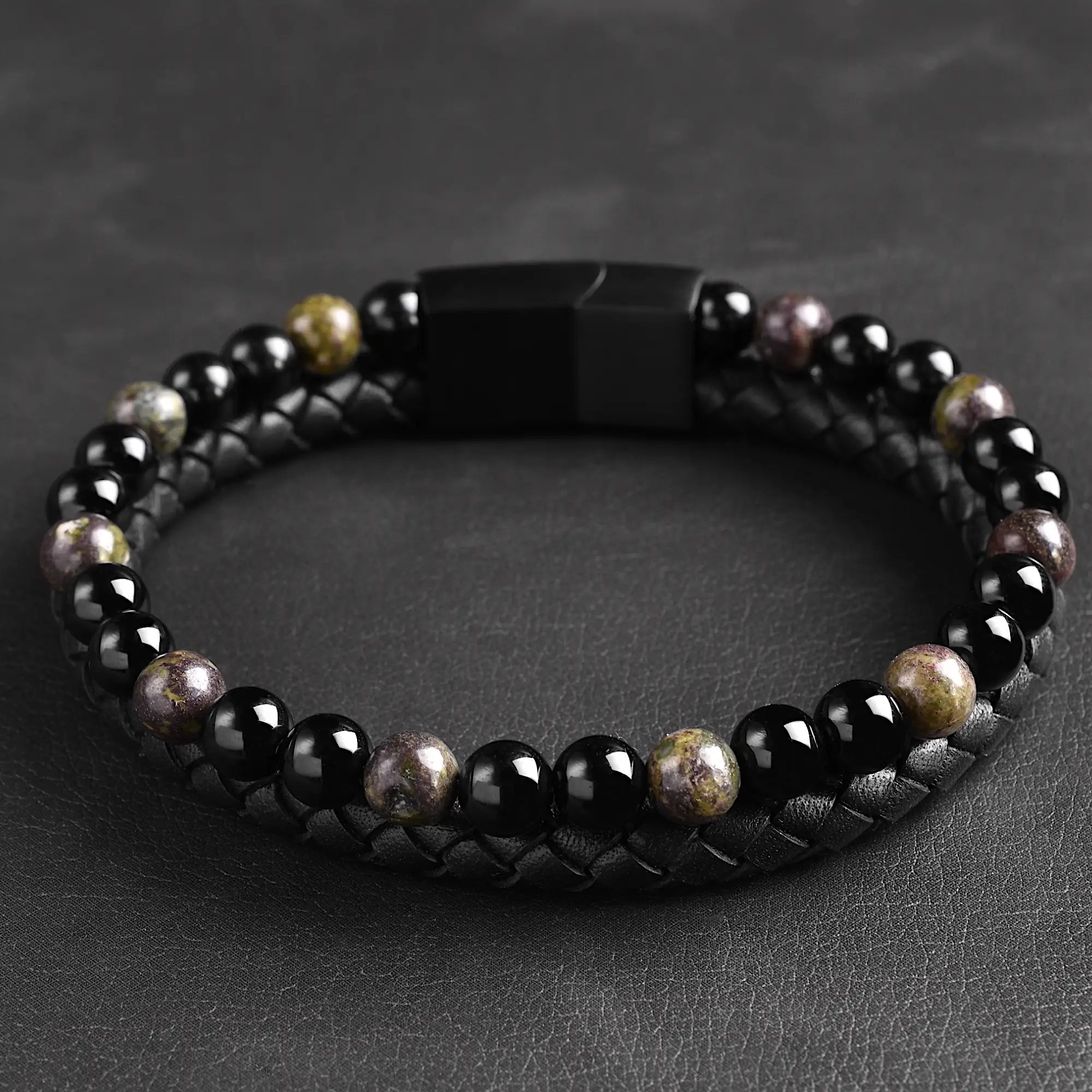 Draco - Leather bracelet with dragon blood stone