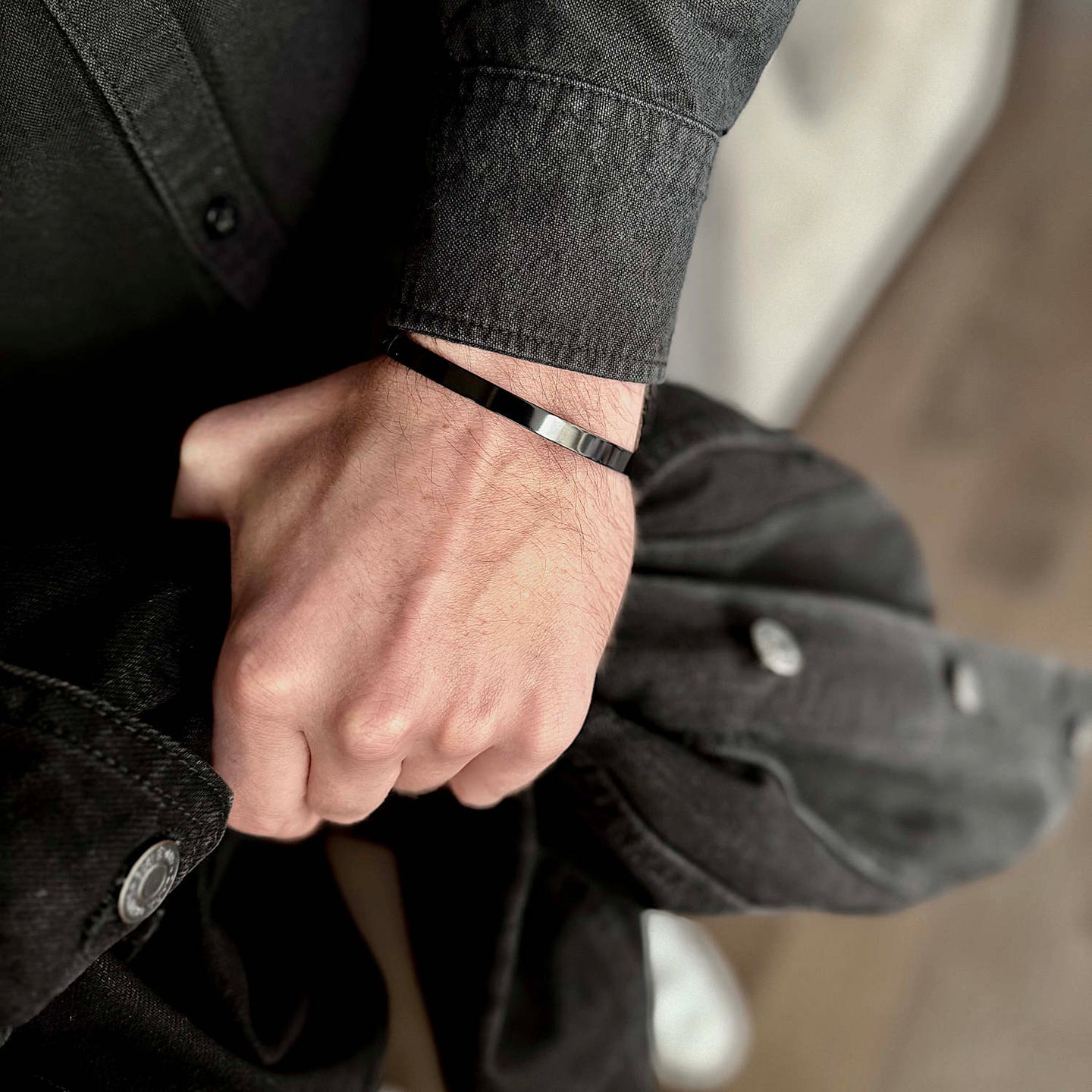 Draven – Matte Black Stainless Steel Cuff