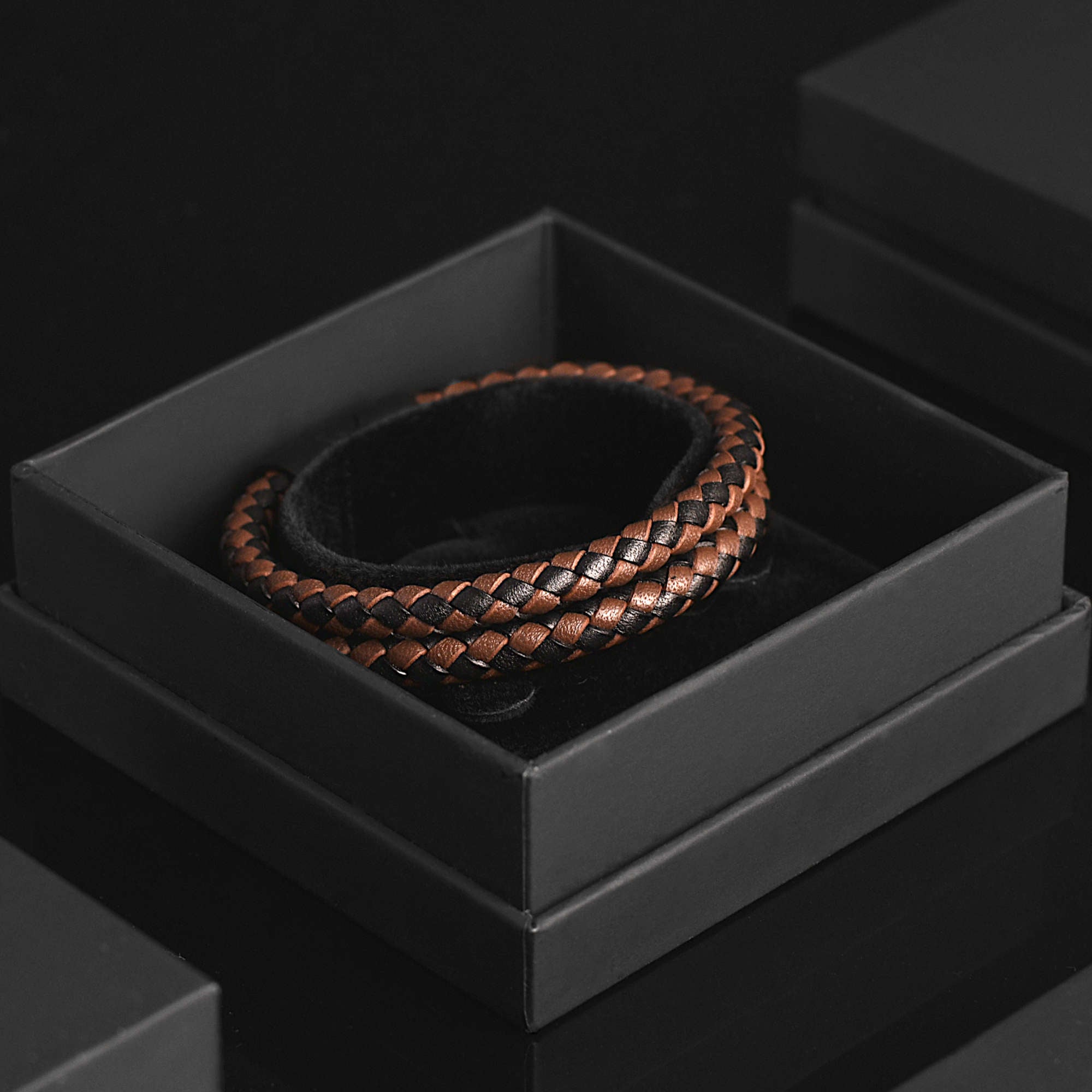 Granger - Interwoven brown & black genuine leather bracelet