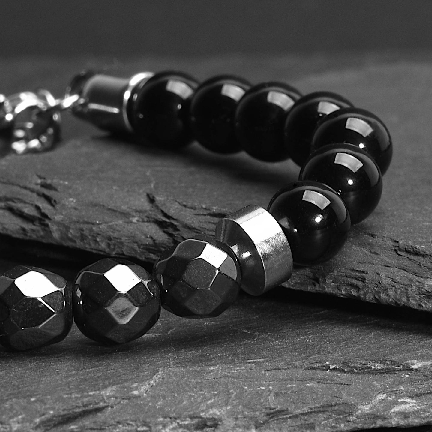 Kael - Black Magnet & Onyx Bead Bracelet