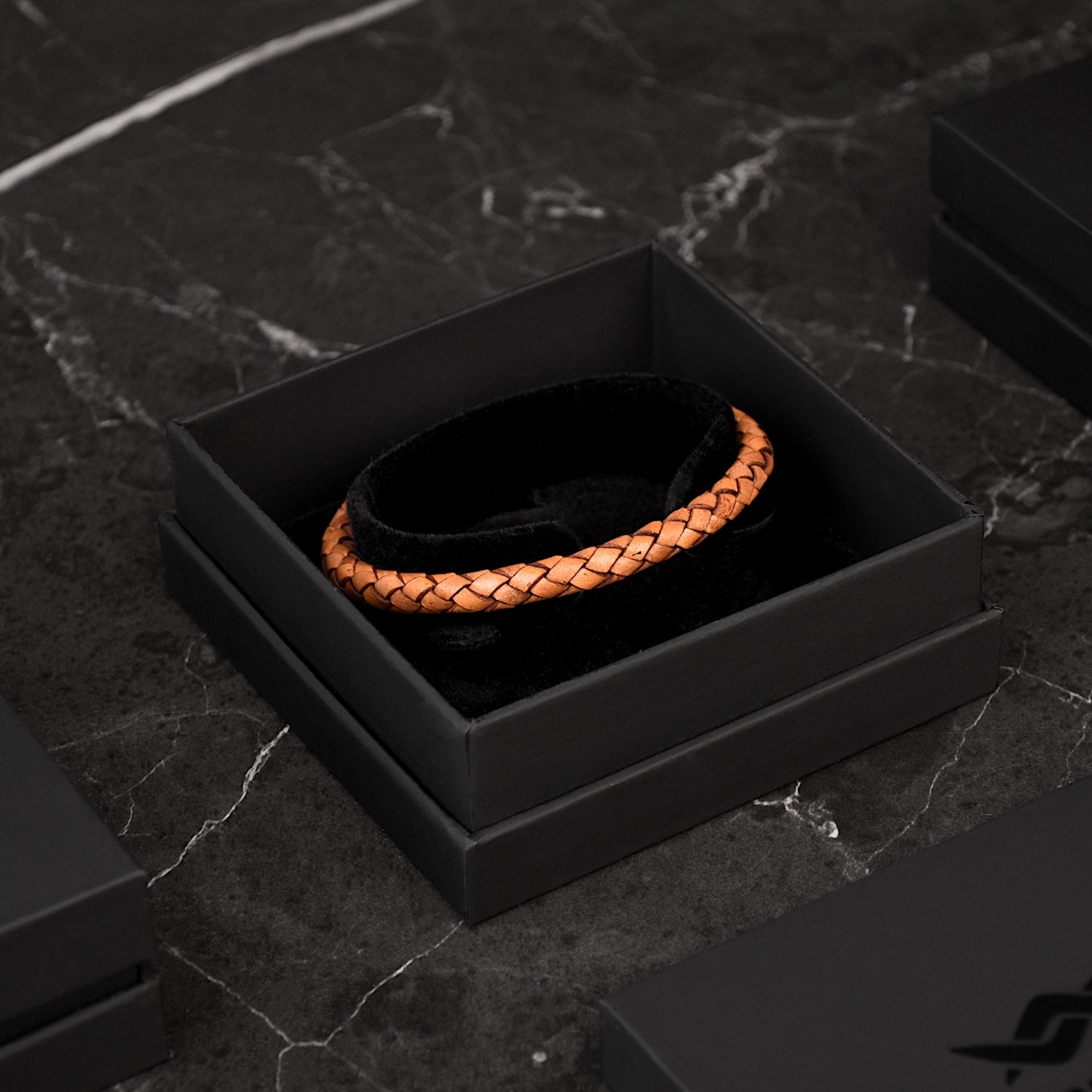 Lukas Genuine Leather Bracelet in Antique light brown, product picture in giftbox