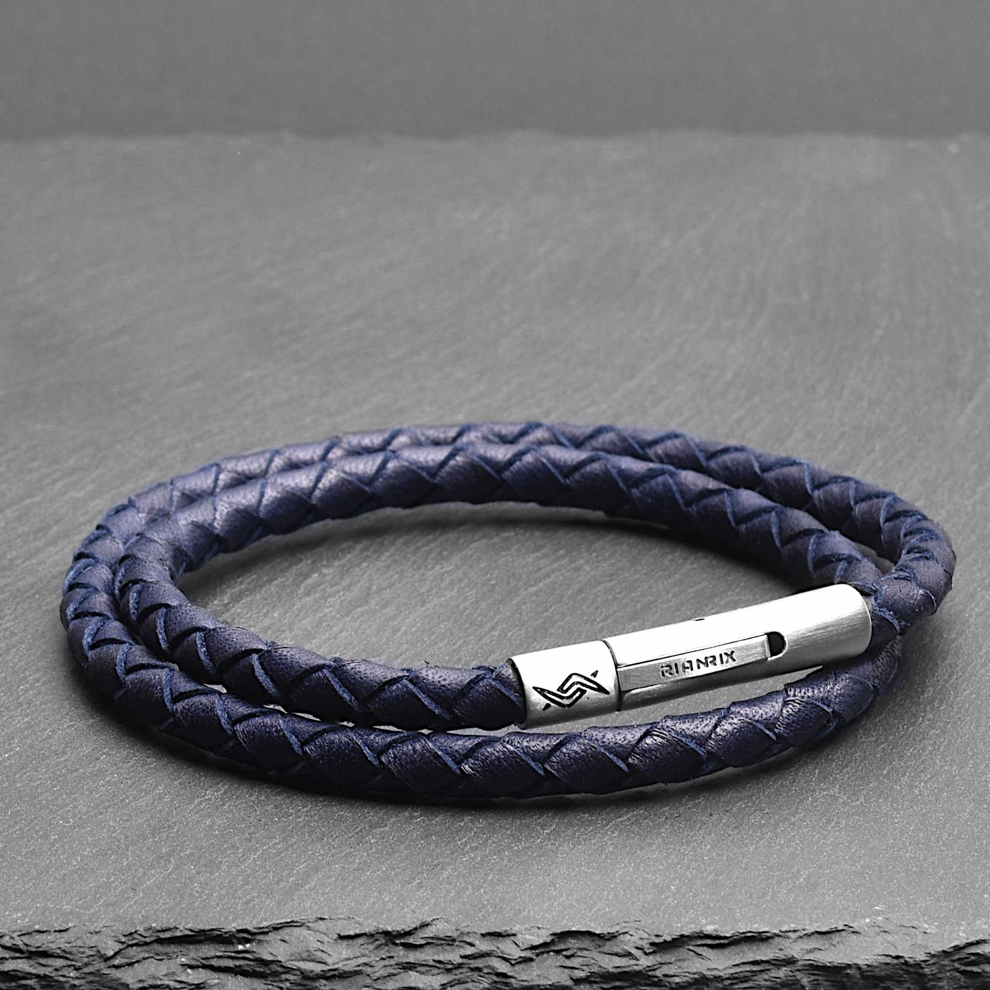 Navarre - 4mm super soft Nappa leather bracelet in dark blue
