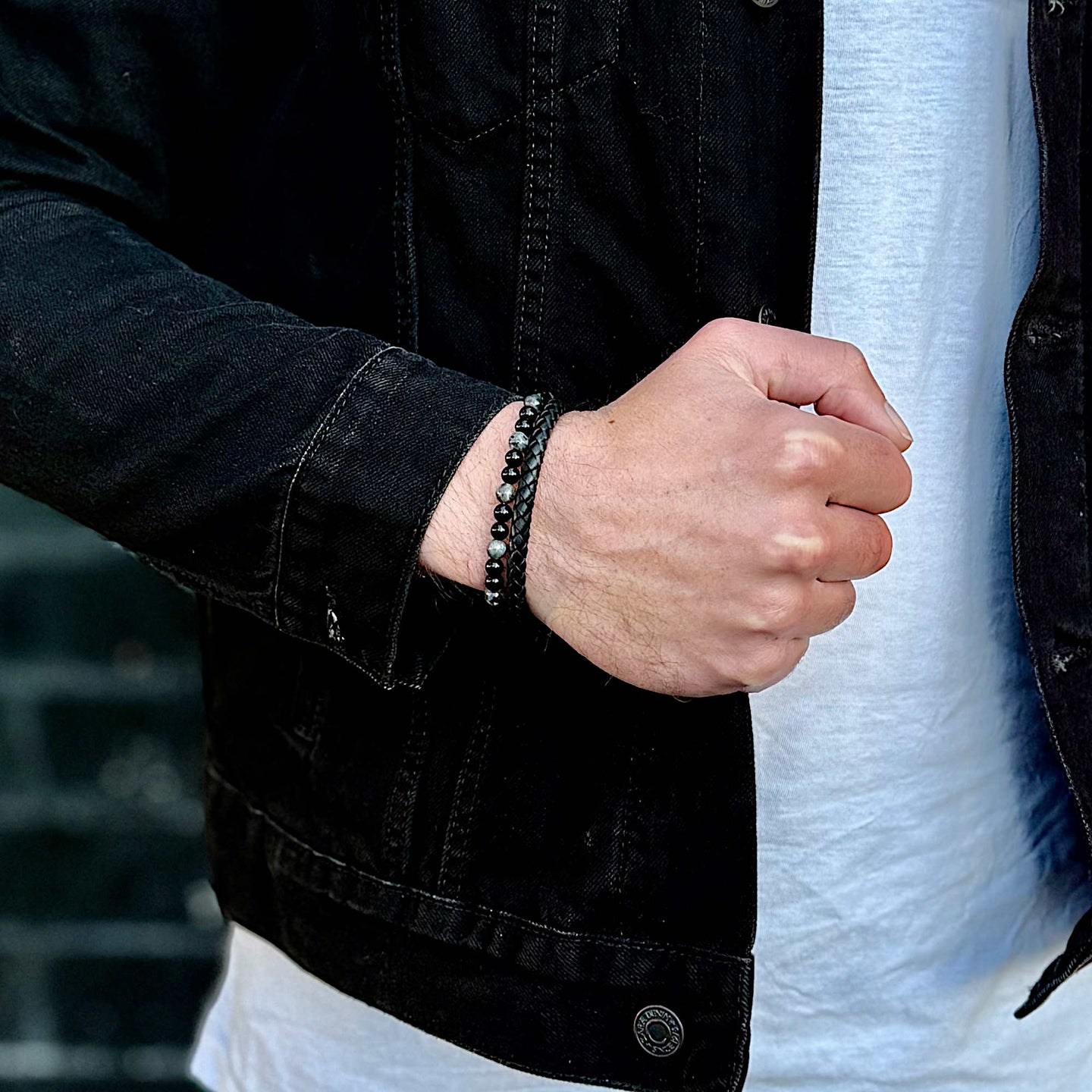 Shadow - Genuine leather bracelet with black flash stone